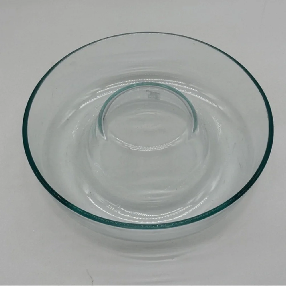 Vintage PYREX‎ Glass Bundt Cake Pan 10